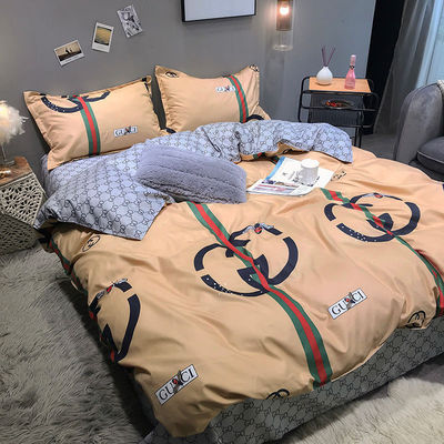 Simple 4 Pcs Cartoon Polyester Bedding Sheet Set for Twin Double Queen King Size Beds