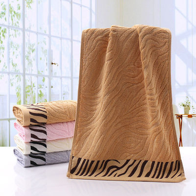 Square Luxury Embroidered Thick Cotton Striped Pattern Bath Towel with Customized Logo