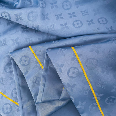 Comfortable and Breathable 200TC Satin Jacquard Quilt Set for Cool Summer Nights