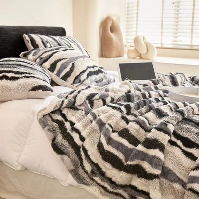 2023 Custom Newest Design Fashion Nondisposable Blanket within Karol G and Bad Bunny