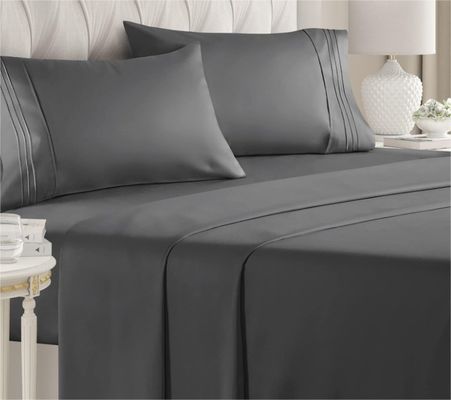 5-star Hotel Bedding Set with National Standards Color Fastness and 300tc Thread Count