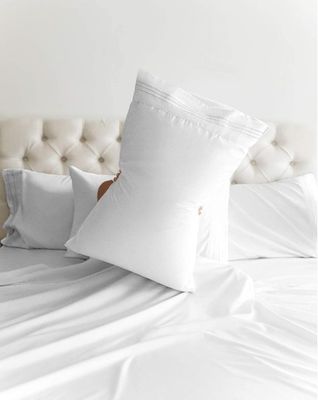 Picture Shows Sustainable Bamboo Bedding for a Silky and Comfortable Sleep Experience