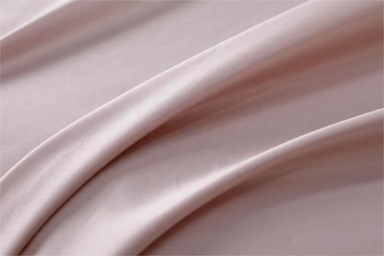 Customized Color 300tc Fabric 100% Pure Cotton Bedding Set for Luxury Hotel and Family