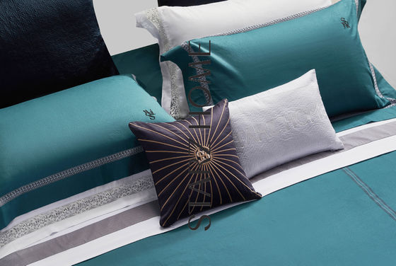 Air-permeable European Style 100% Cotton Jacquard 300TC 4Pcs Bedding Sets No Filling