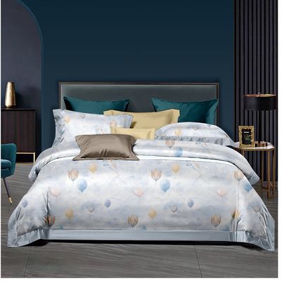 Customized Color 4 Pcs Luxury Polyester Flat Fabric Soft Hotel Design Bedding Set for King Bed