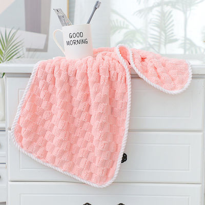 Sustainable Coral Fleece Face Towels with Strong Absorbency and Woven Design
