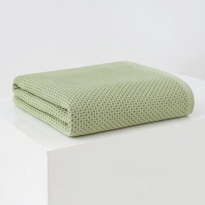 Customized Designs Knitted Cotton Bath Towel 70*140cm for Soft and Absorbent Towels