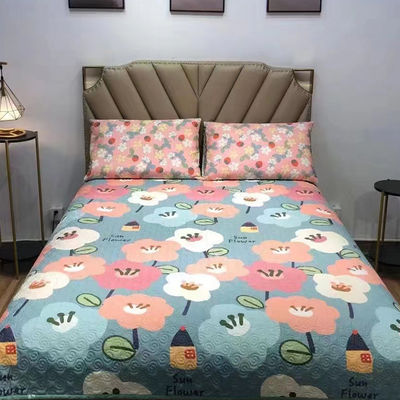 Non-Slip All-Season Universal Bed Cover for Rural Large Kang Bed in Bathroom Sample