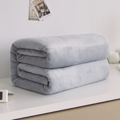Simple Style Coral Fleece Blanket Solid Flannel Pet Blanket Polyester Throw Blanket