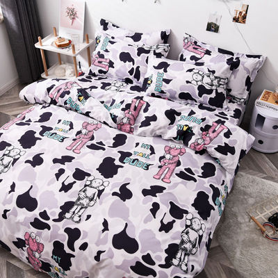 Modern Style Queen or King Size Bedding Set with Polyester Duvet Cover and Pillowcase