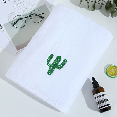 Soft and Thick White Bath Towel made of Pure Cotton with Customized Embroidery Design