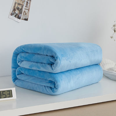 Simple Style Coral Fleece Blanket Solid Flannel Pet Blanket Polyester Throw Blanket