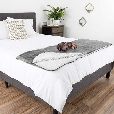 Popular Knit 100% Polyester French Fleece Sherpa Pet Blanket for Sofa Cat Kennel