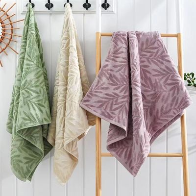 All-Occasion Cut Velvet Jacquard Leaves Bath Towel Set for Grade Gifts on Earth Day