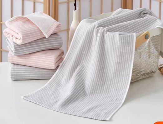Cotton Combed Cotton Soft Cloth end Absorbent Towel for Disposable Earth Day Occasion