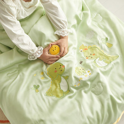 Hypoallergenic 100% Polyester Filling Children's Summer Quilt for a Healthy Sleep