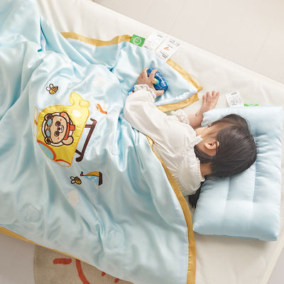 Hypoallergenic 100% Polyester Filling Children's Summer Quilt for a Healthy Sleep