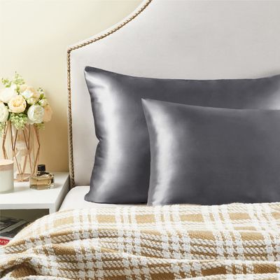 1 pcs Soft and Luxury Printed Polyester Pillow Cover for Envelope Closure on Bed