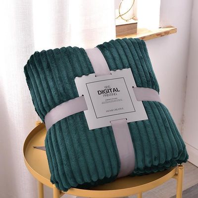 Luxurious Coral Velvet Yoga Cover Blanket for a Relaxing and Peaceful Practic