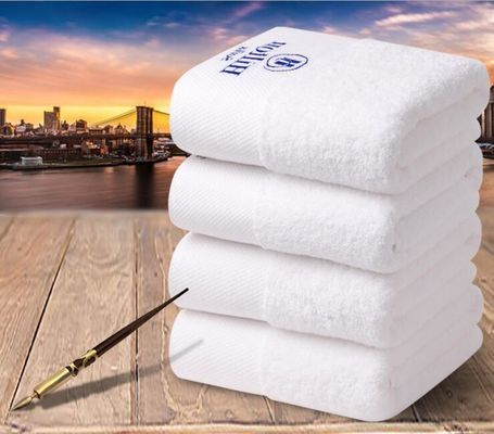Customized 100% Pure Cotton Towel Sets High Water Absorbency Perfect for Home and Hotel