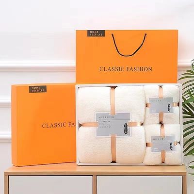 Customized Color Microfiber Bath Towel Set for Adults in Luxury Hotel Presentation
