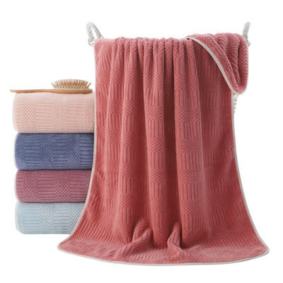 Sustainable Microfiber Bath Towel for Household 70*140cm Quick Dry Beach Towel Solid Color