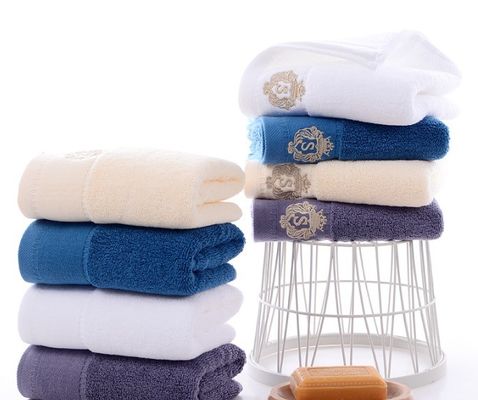 Striped Jacquard Luxury Towels Made of 100% Cotton for Soft and Absorbent Performance