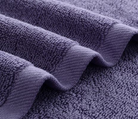 Striped Jacquard Luxury Towels Made of 100% Cotton for Soft and Absorbent Performance
