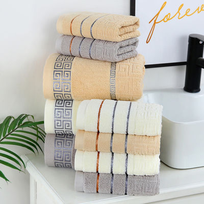 White Plain Forged Cotton Washcloth Bath Towel Absorbent 3-Piece Gift Box with Return Gift Cover