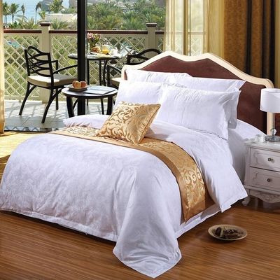 Response within 24 Hours 4pcs Satin Stitch Duvet Bedding Set for King Size Double Bed