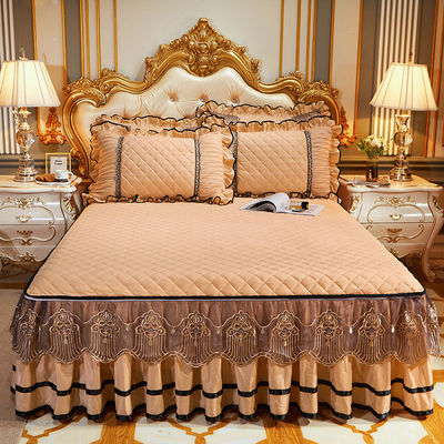 Customized Size Winter Bedspread Slip Set with Luxury Embroidered Bedding 3-Piece Set