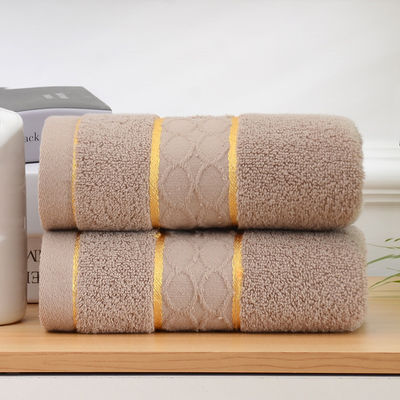 Soft and Comfortable 100% Cotton Bath Towel 110g for a Luxurious Bathing Experience