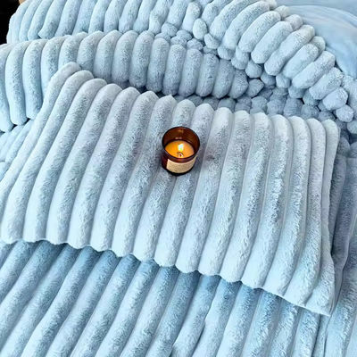 Polyester Filling Hot Rabbit Faux Fur Fluffy Plush Warm Duvet Cover Set for 2.0m Bed