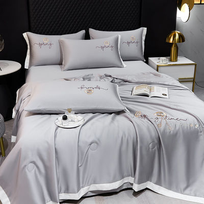 Light Summer Quilt Set Of 4-piece Sheet Luxury Bedding Set With Cold Advantage 2.5-3 kg