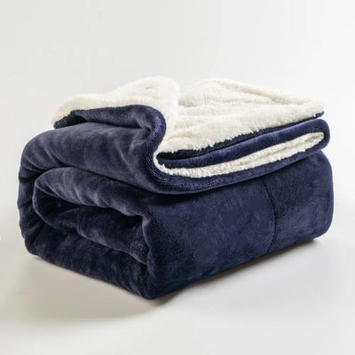 Soft Knitted 130*110cm Reversible Polyester Blanket Microplush Custom Color Plush Throw