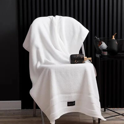 Pure Cotton Luxury Hotel Towel Set with Thick Striped Pattern and Jacquard Design