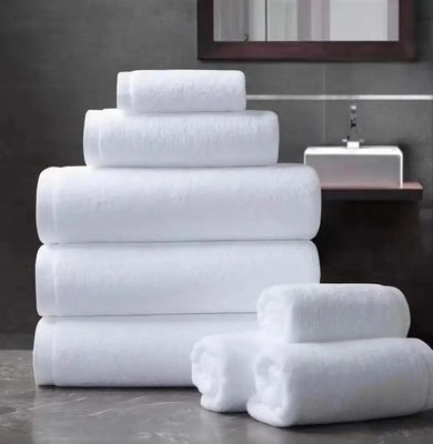 Customized white hotel exclusively for 100% cotton absorbent thickened bath towel