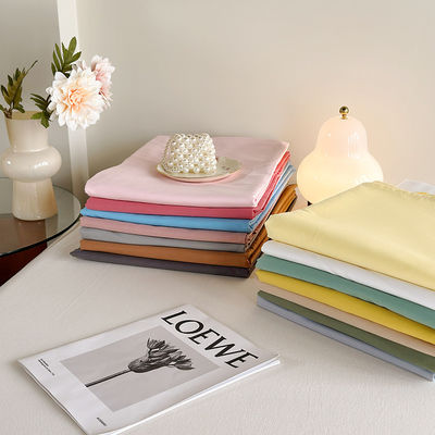 Customized Pure Cotton 60S 200TC Bed Linen Solid Color 133*72 Bed Sheet Set for Home Hotel
