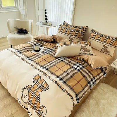 Luxury Lattice Bear Fashion Design Duvet Cover Bed Sheets Set for Children and Adults