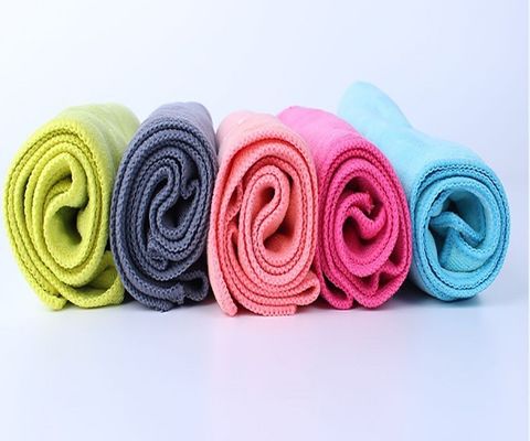 Custom Logo Microfiber Sports Towel for Quick-Drying and Absorbent Outdoor Activities