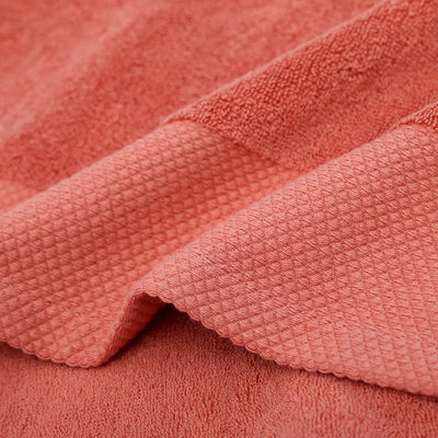 Plain Weaving Cotton Bath Towel and Customizable Logo Towels for Wellness Centers