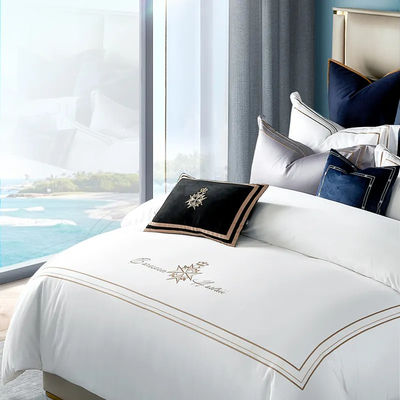 Custom Cotton Hotel Bedding Set with Percale European Style and Luxury Embroidery Logo