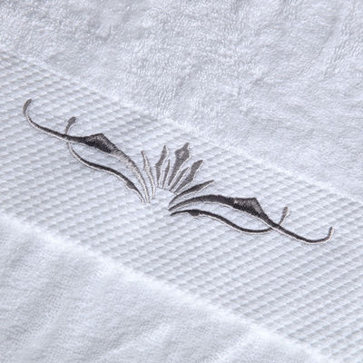Hotel and Household Pure Cotton Towels with Custom Logo in White Color Scheme