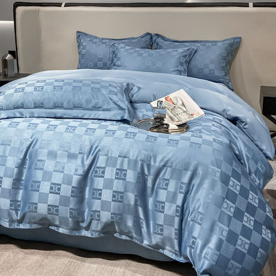 Polyester / Linen / Cotton Luxury Jacquard Bedding Sets Collections 4 Pcs Comforter