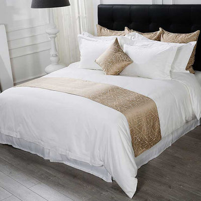 Random Designs Quilts Comfortable Sleep Hotel Bedding Set with 40 Count Cotton Fabric