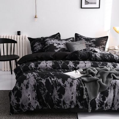 Personalized Comfort and Style Custom Logo King Bedding Set for Modern Fashion Designers