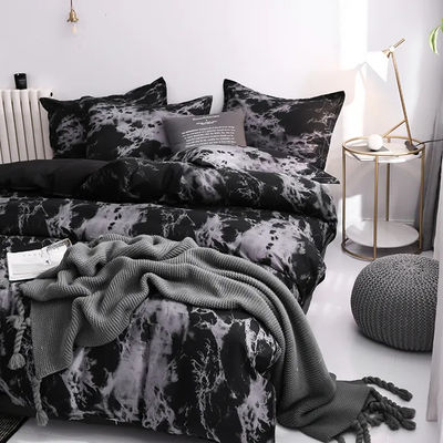 Personalized Comfort and Style Custom Logo King Bedding Set for Modern Fashion Designers