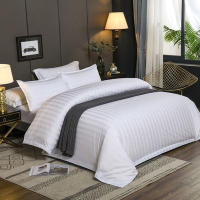 133*60 Fabric Density 4pcs Bedding Set for 2.5m Application Size Cotton Comforter Sets