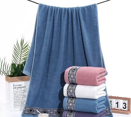 Plain Dyed Jacquard Pattern High Set Bath Towel Made of 100% Pure Cotton Material
