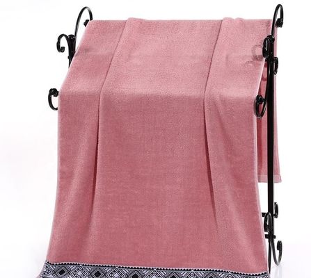 Plain Dyed Jacquard Pattern High Set Bath Towel Made of 100% Pure Cotton Material